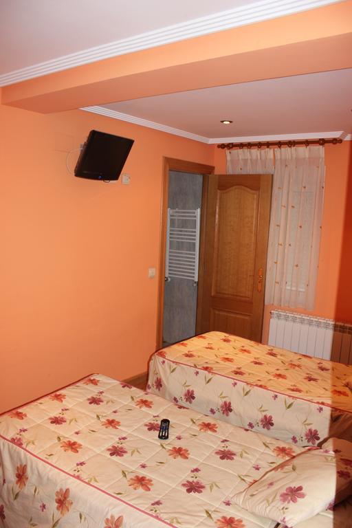 Hotel Asador Rindion Tineo Habitación foto